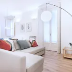 Easylife - Comodo Appartamento In Porta Venezia